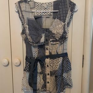 Fitted, Sleeveless Odille Blouse